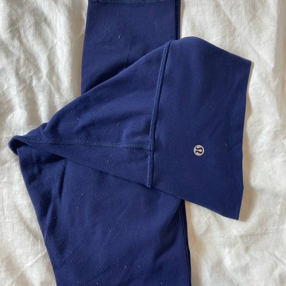 Lululemon purple wunder under leggings - Picture 3 of 3